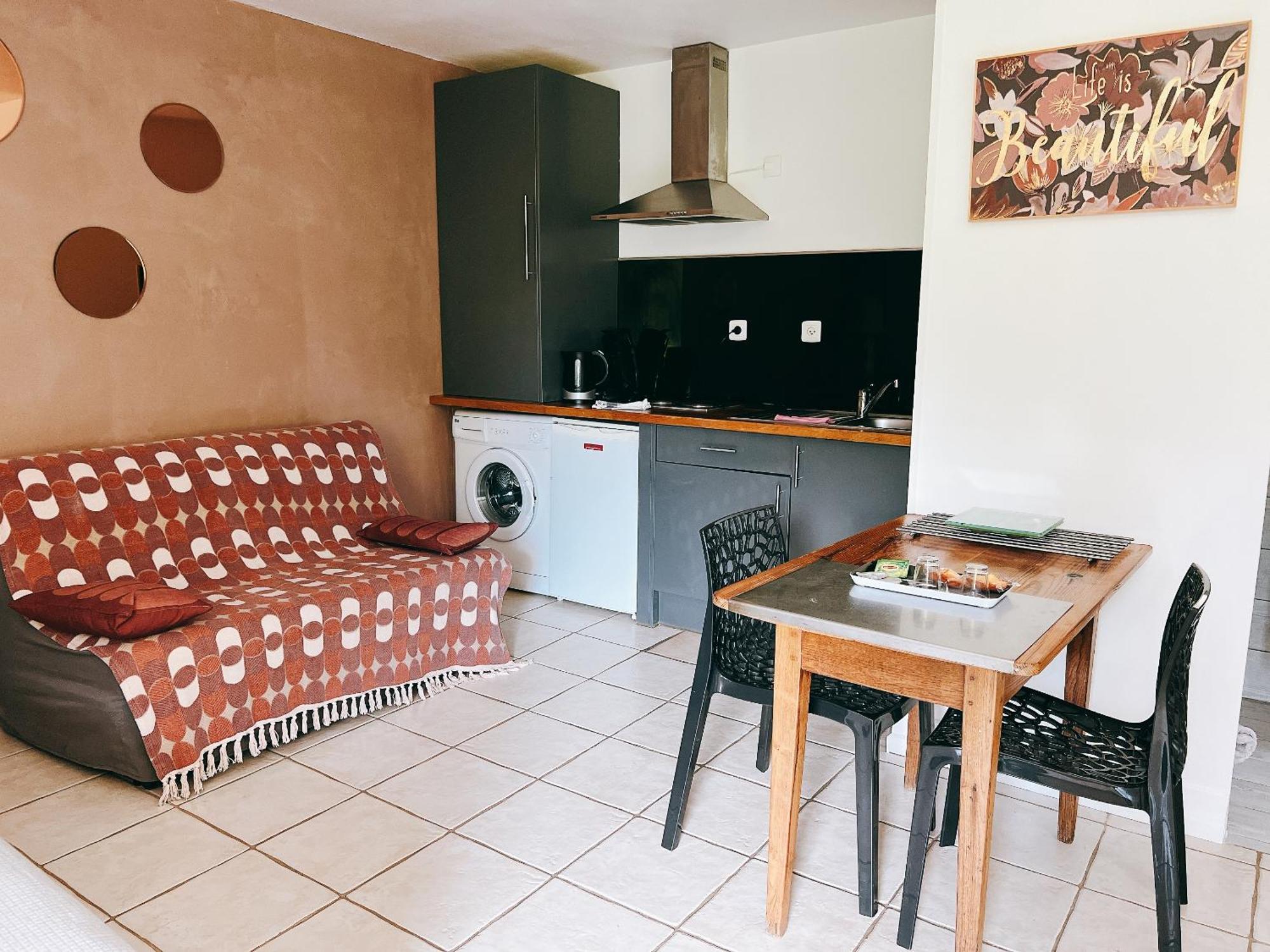 Casamacce Studio Climatise Avec Terrasse, Small Comfortable Apartment Free Parking, Air-Conditioned & Wifi Corte  Exterior photo